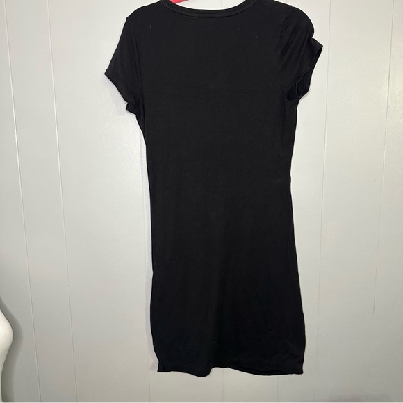 Athleta Black Ruched Side T-Shirt Dress – Size M - Picture 3 of 4